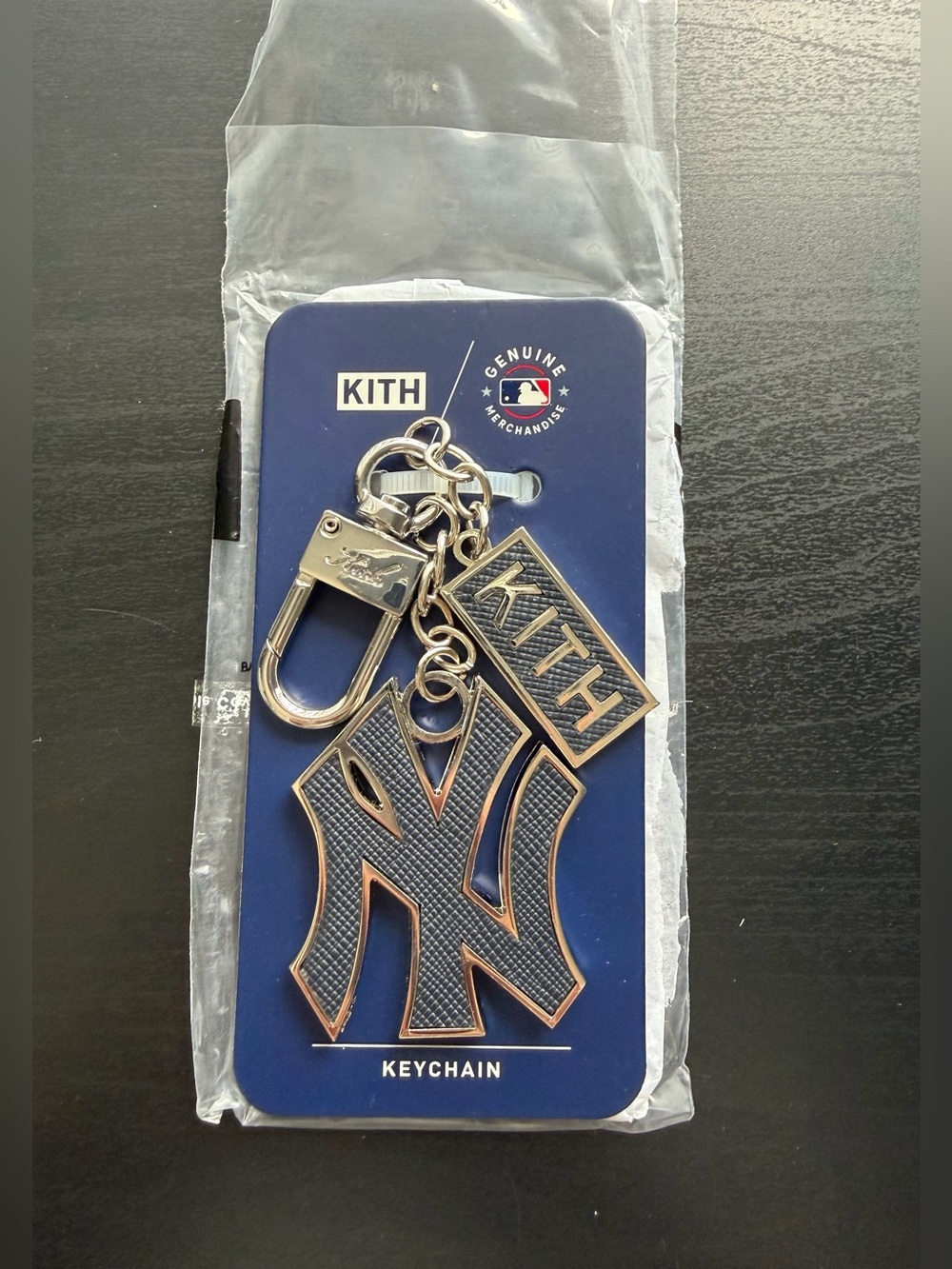 Kith x Yankees Keyring